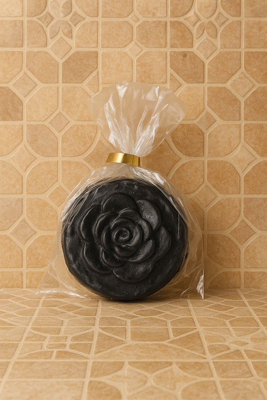 Savon artisanal au Charbon